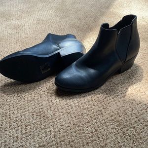 Black booties